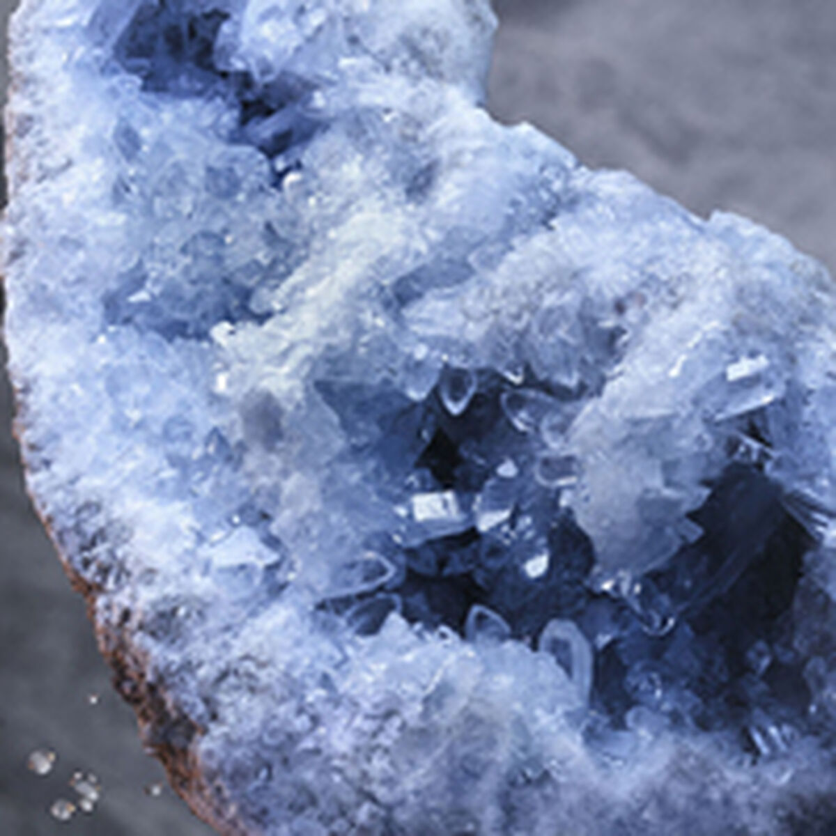 Desodorante en Stick Paco Rabanne Invictus 75 ml 6 Desodorante en Stick Paco Rabanne Invictus 75 ml - Imagen 6