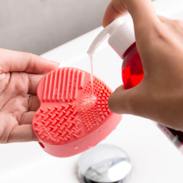 Limpiador de Brochas de Maquillaje Heart InnovaGoods - Imagen 4